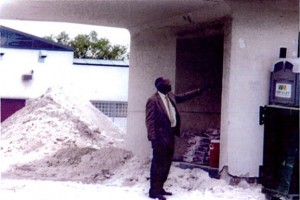Leroy Smith Reviewing The Structure